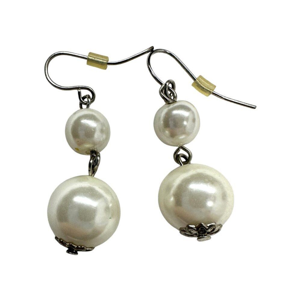 Pearly Dangles - Picture 4 of 5